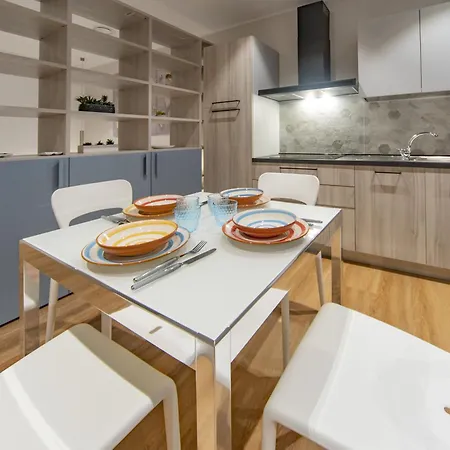 Апартаменты Moon House *