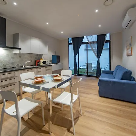 Moon House 公寓 卡利亚里